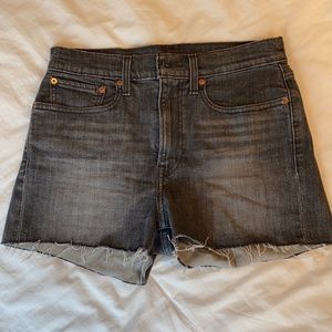 Levi’s high rise women’s shorts